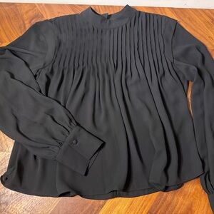Aritzia Babaton Black Pleated Blouse size medium